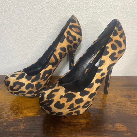 Steve Madden “Nala” Sz 7 Leopard Print Stiletto High Heels Platform Pumps - Picture 3 of 11